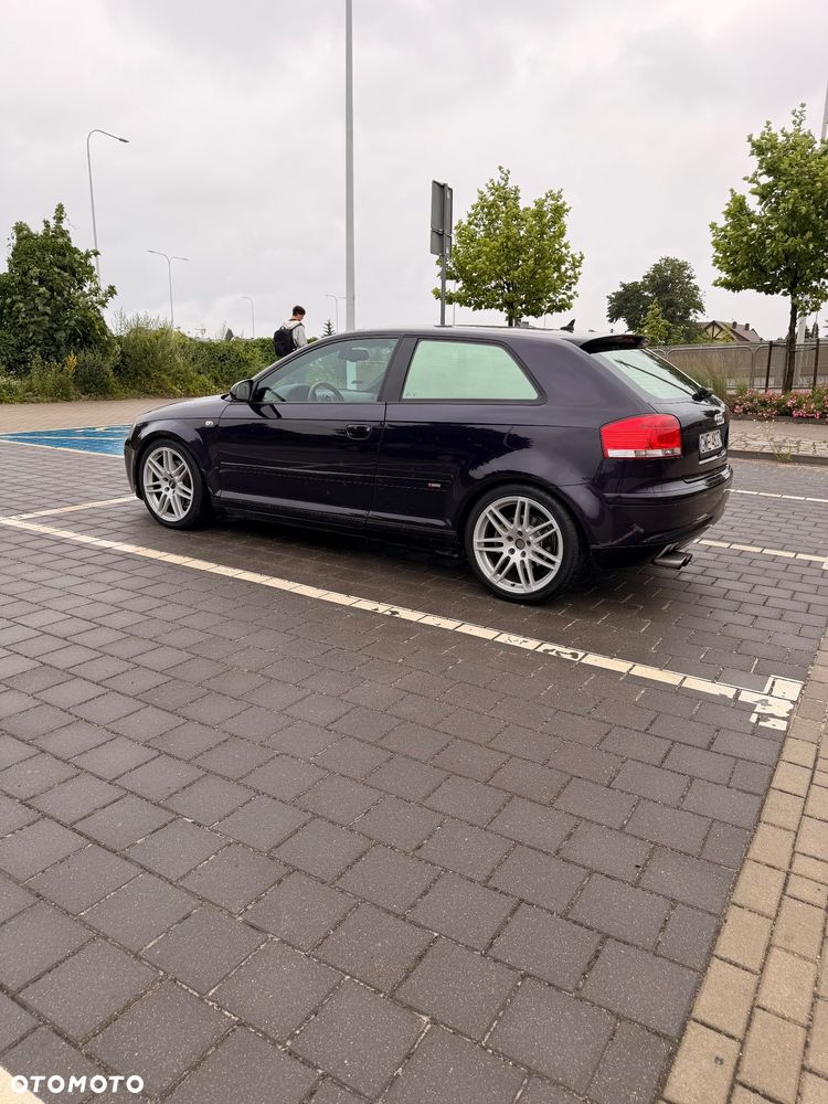 Audi A3 3-drzwiowe 2.0 TFSI (DSG) S tronic S Line Sportpaket plus - 2