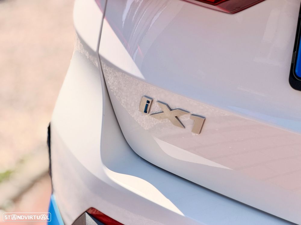 BMW iX1 xDrive30 - 7