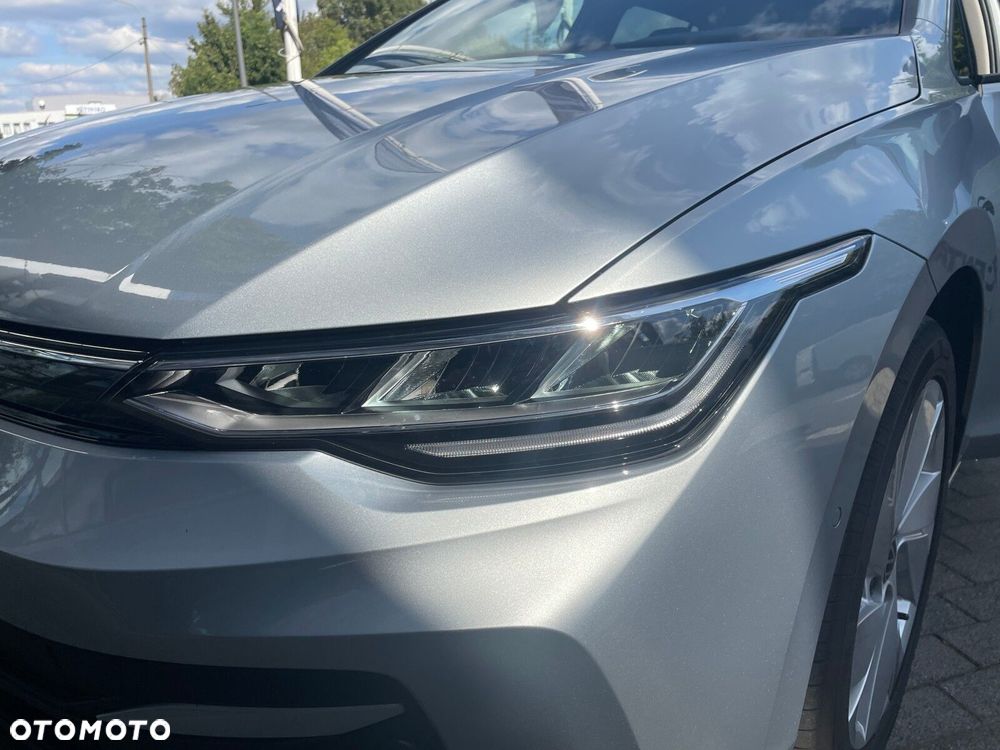 Volkswagen Golf Variant - 26