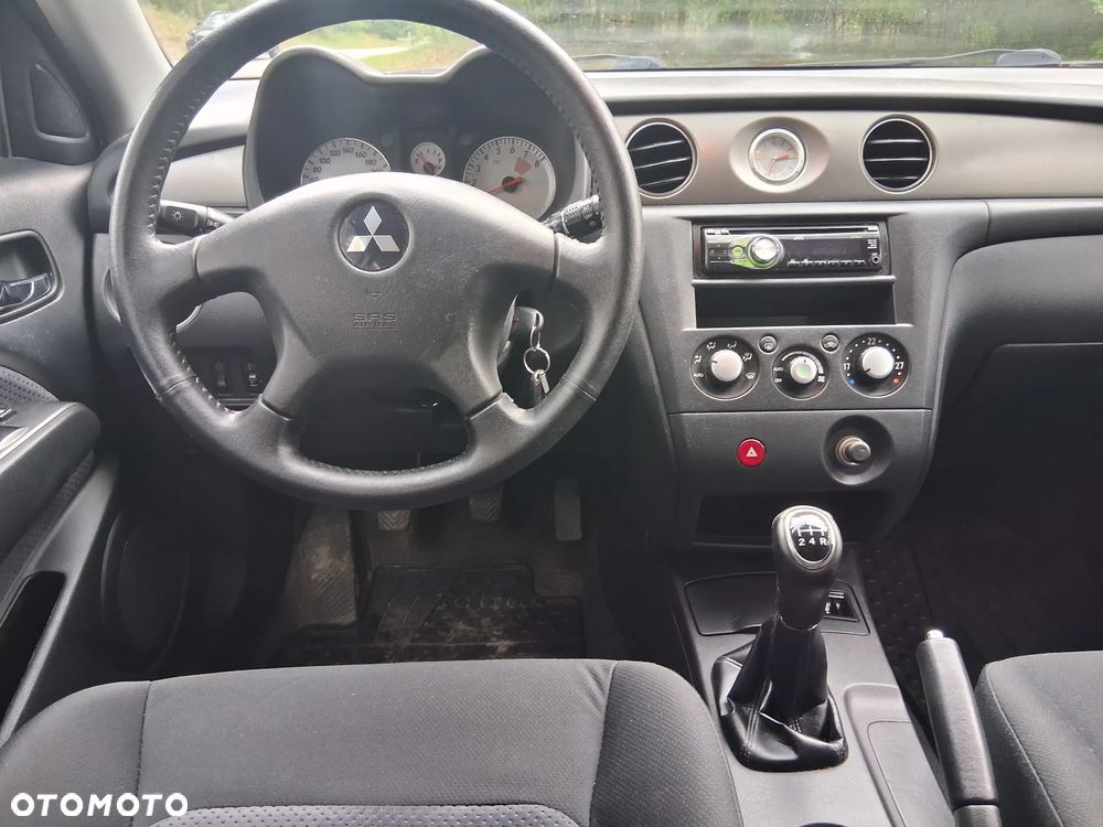 Mitsubishi Outlander 2.4 4WD Intense - 4