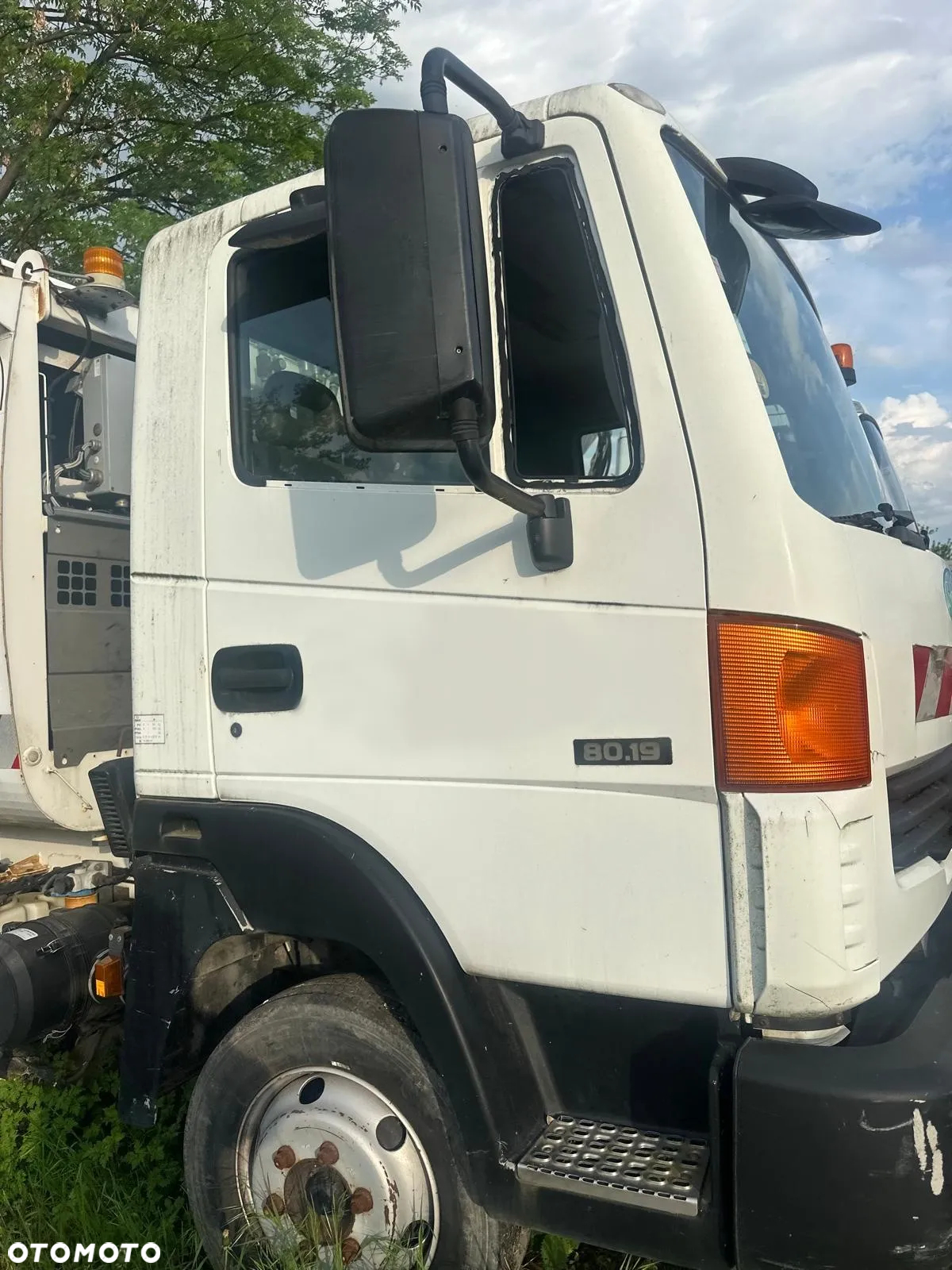 Nissan Śmieciarka NISSAN ATLEON 80.19 - 3