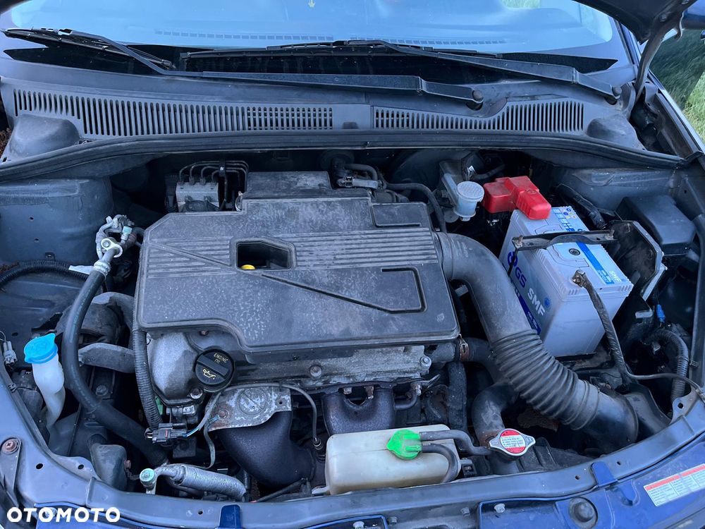 Suzuki SX4 - 8