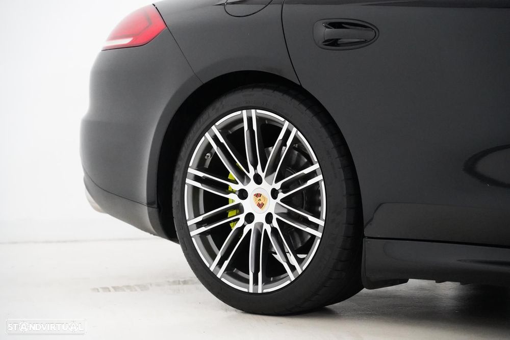 Porsche Panamera S E-Hybrid - 18