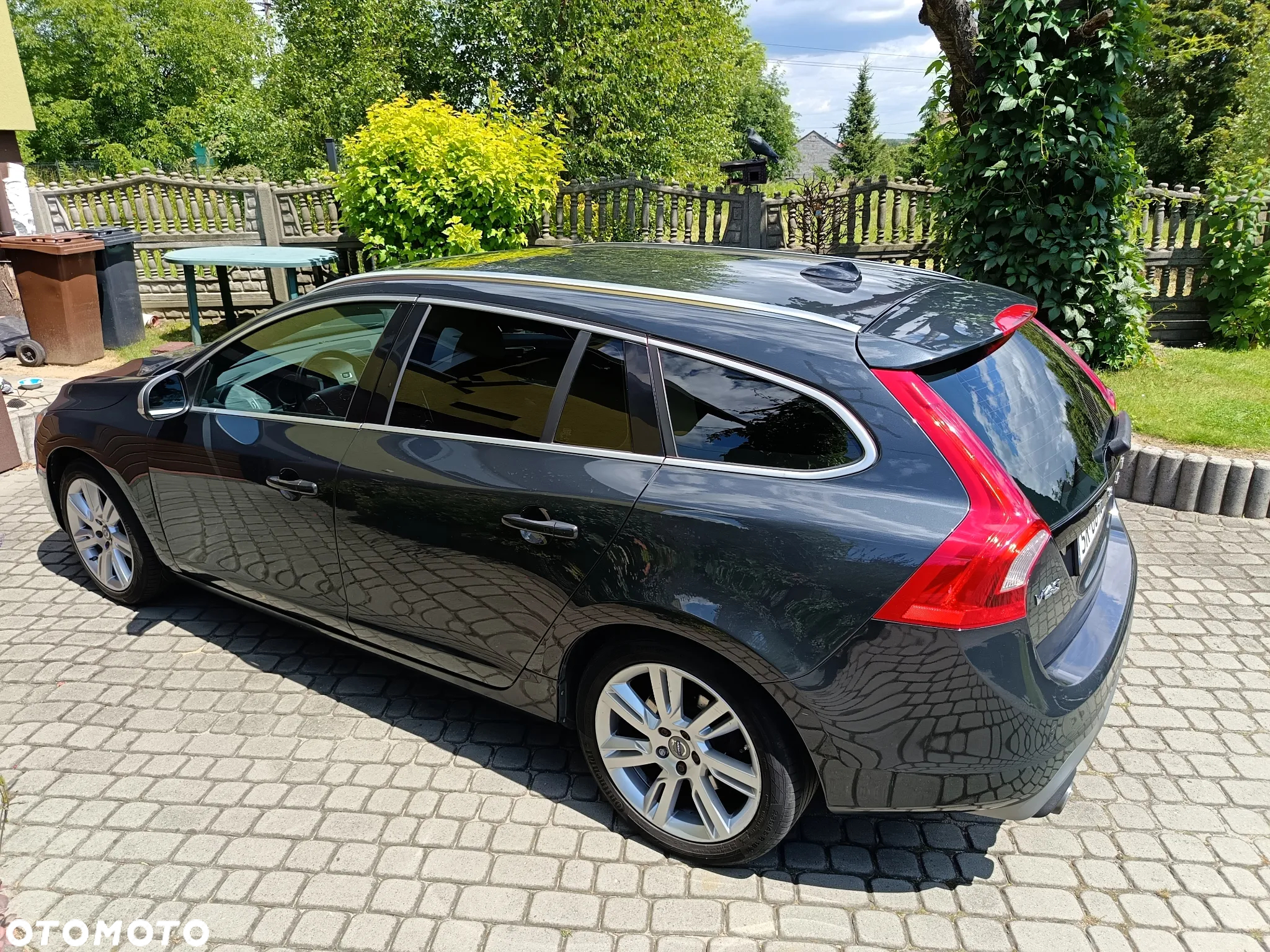 Volvo V60 T6 AWD R-Design Summum - 13