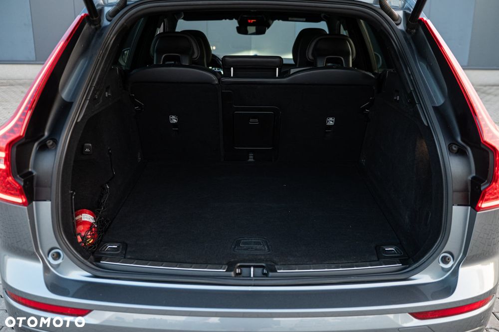 Volvo XC 60 D5 AWD Geartronic RDesign - 4