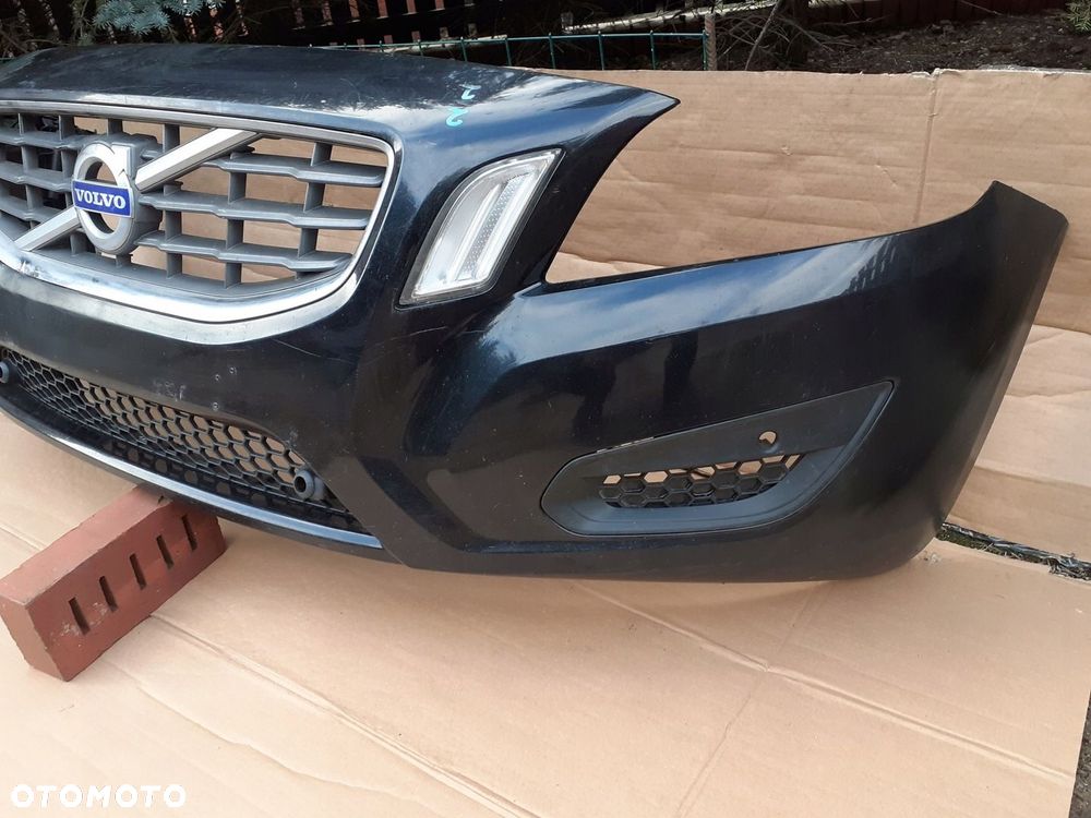 Zderzak przód Volvo V60 I S60 II 10-13r. 31290811. - 3