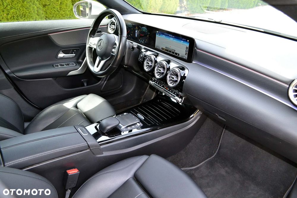 Mercedes-Benz CLA 200 d Edition 1 8G-DCT - 27