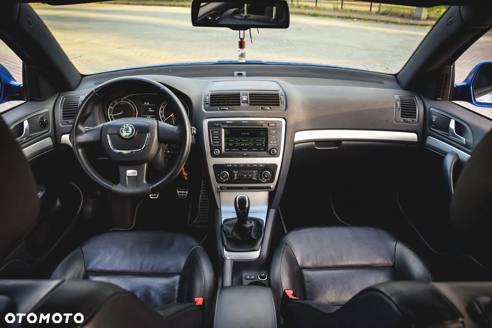Skoda Octavia 2.0 TSI RS - 15