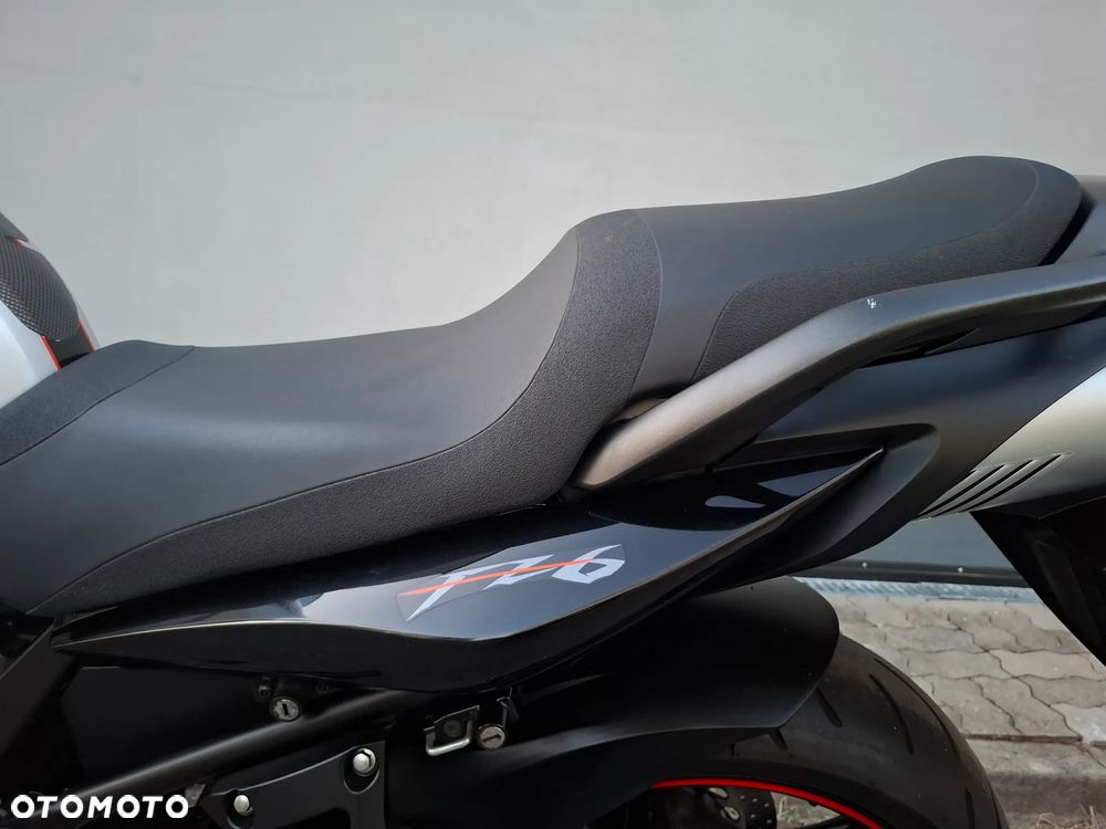 Yamaha FZ6 - 31