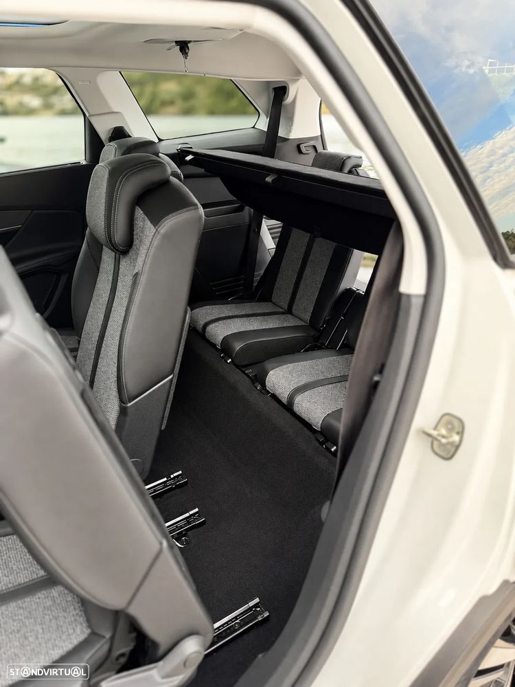 Peugeot 5008 1.5 BlueHDi Allure EAT8 - 12