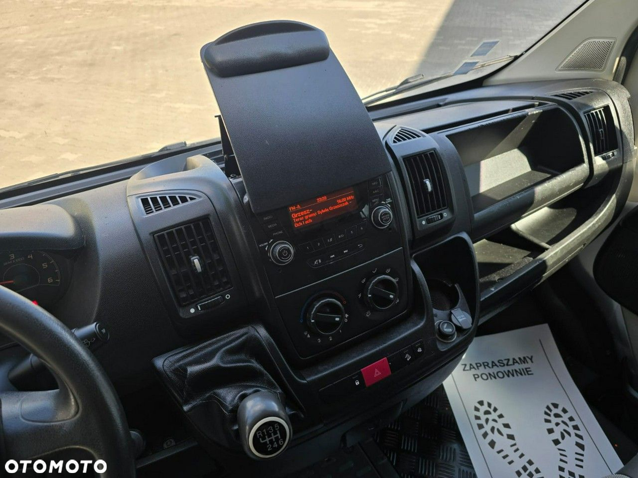 Peugeot Boxer - 32