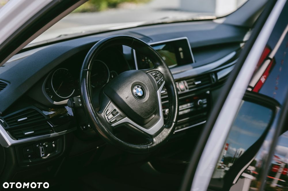 BMW X5 xDrive30d - 17