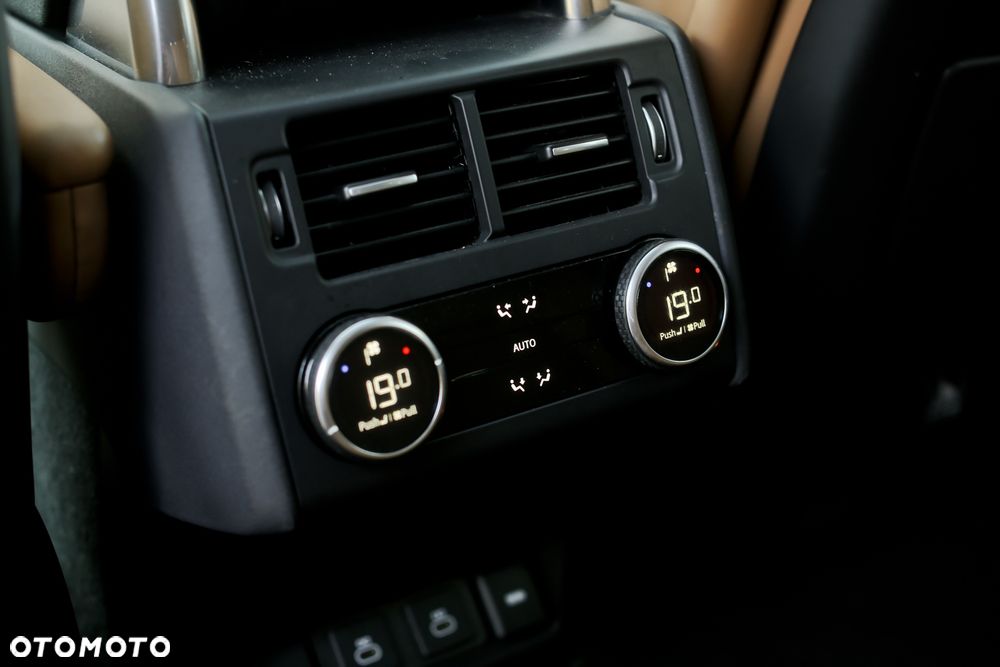 Land Rover Discovery D250 HSE - 19