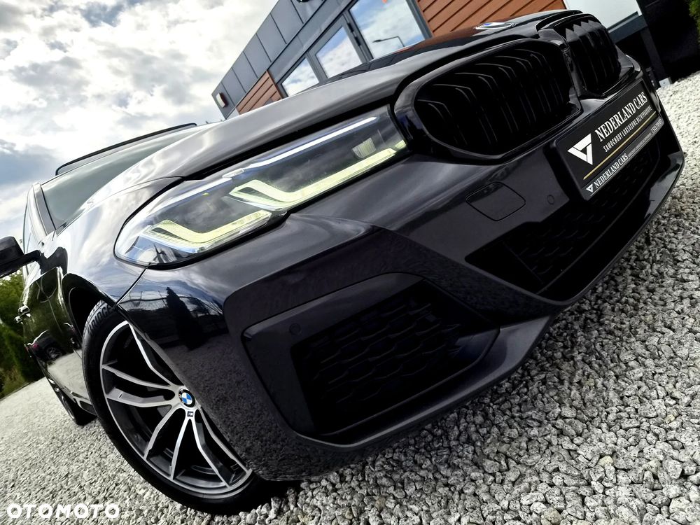 BMW Seria 5 520d xDrive mHEV M Sport Edition - 39