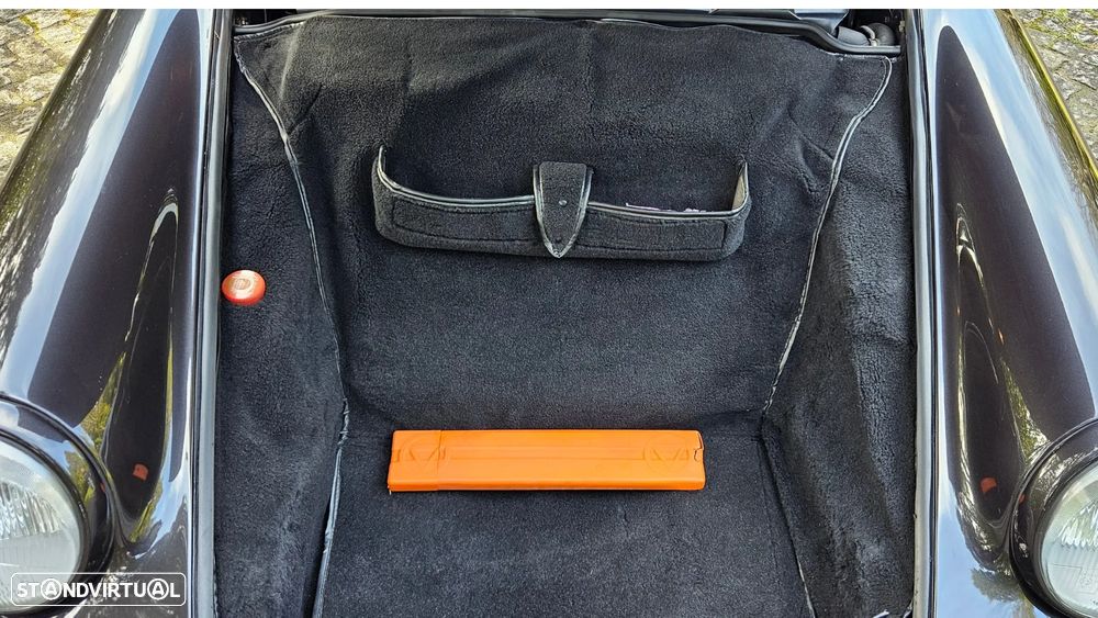 Porsche 911 (964) Targa 3.6 Carrera 4 - 16