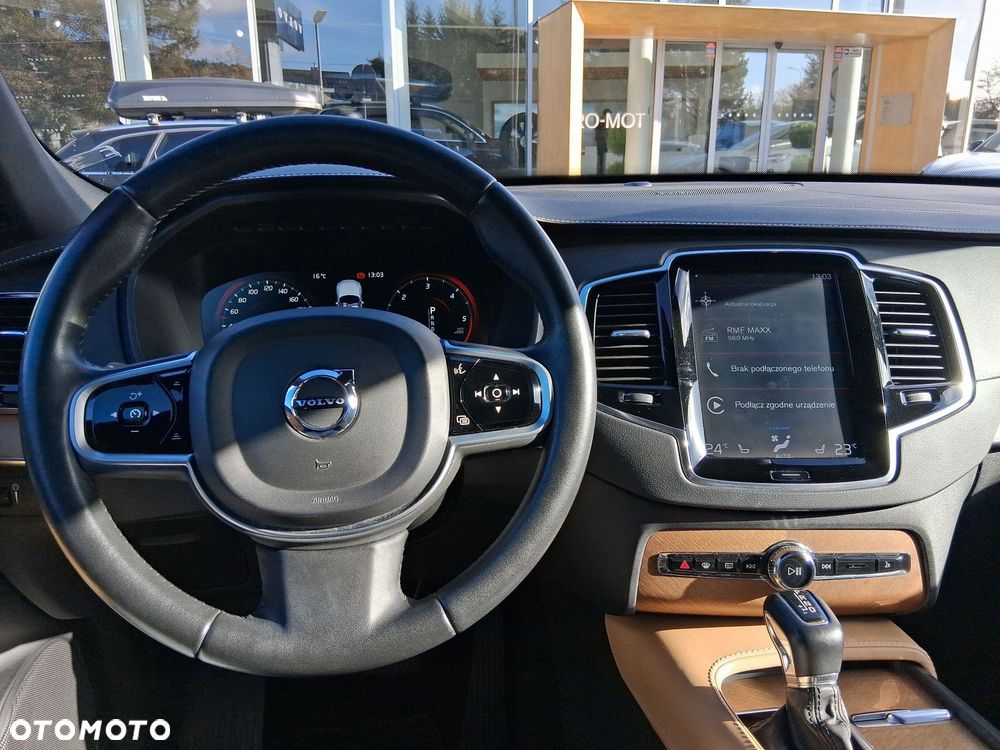 Volvo XC 90 - 12