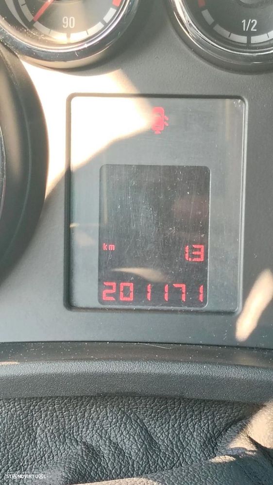 Opel Meriva - 25