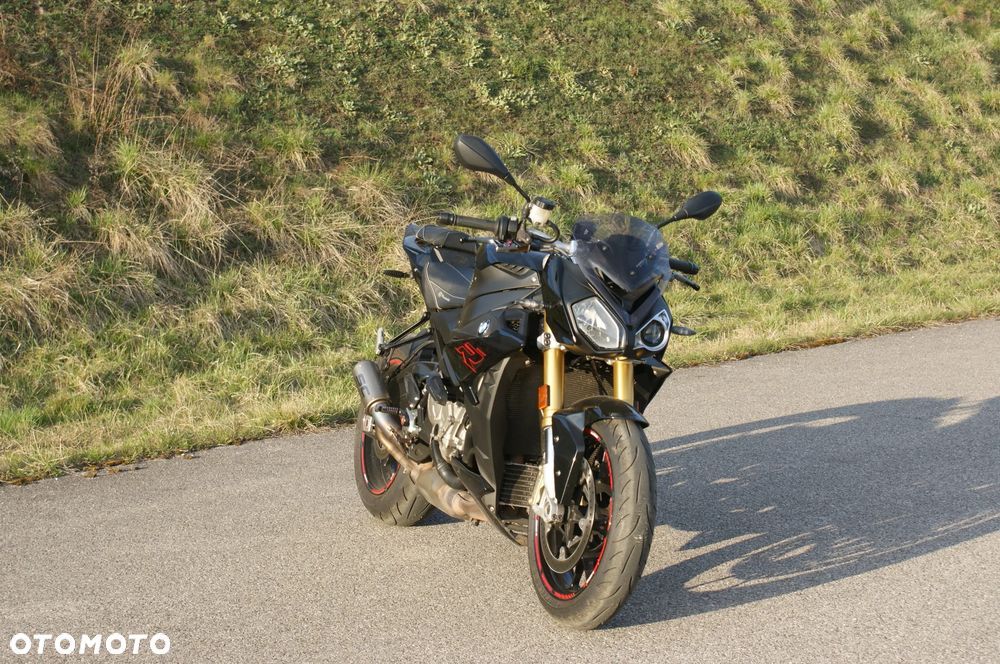 BMW S - 3