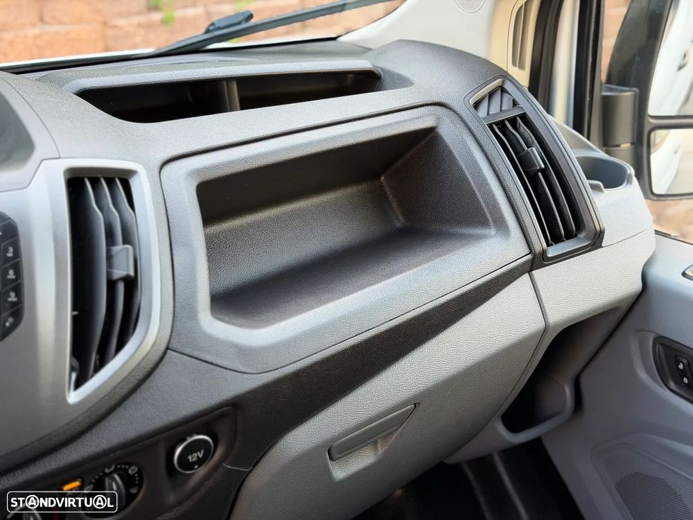 Ford Transit 2.0 TDCi 130HP L2H2 3L - 17
