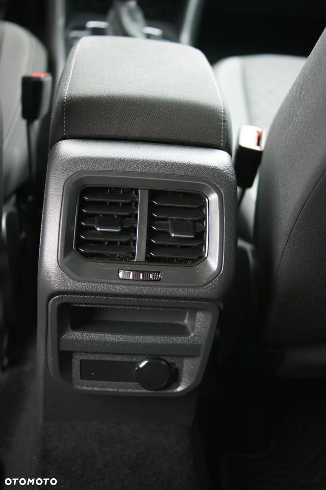 Volkswagen Tiguan Allspace 2.0 TSI OPF 4Motion DSG Life - 24