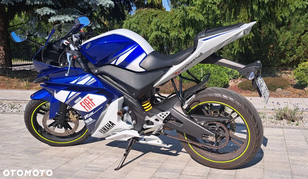 Yamaha YZF - 1