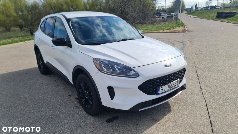Ford Kuga - 23