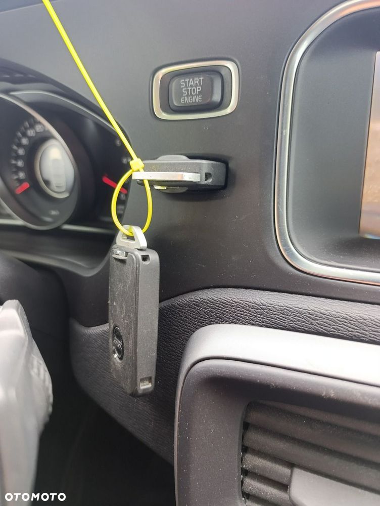 Volvo V40 - 29
