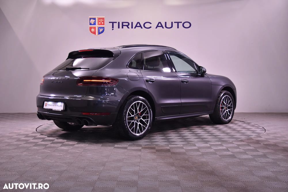 Porsche Macan - 5
