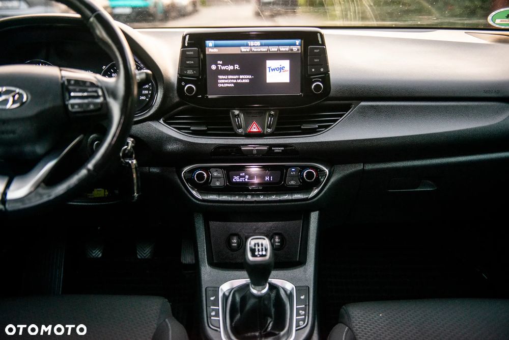 Hyundai i30 1.4 T-GDI YES!+ - 34