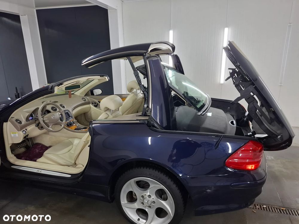 Mercedes-Benz SL - 22