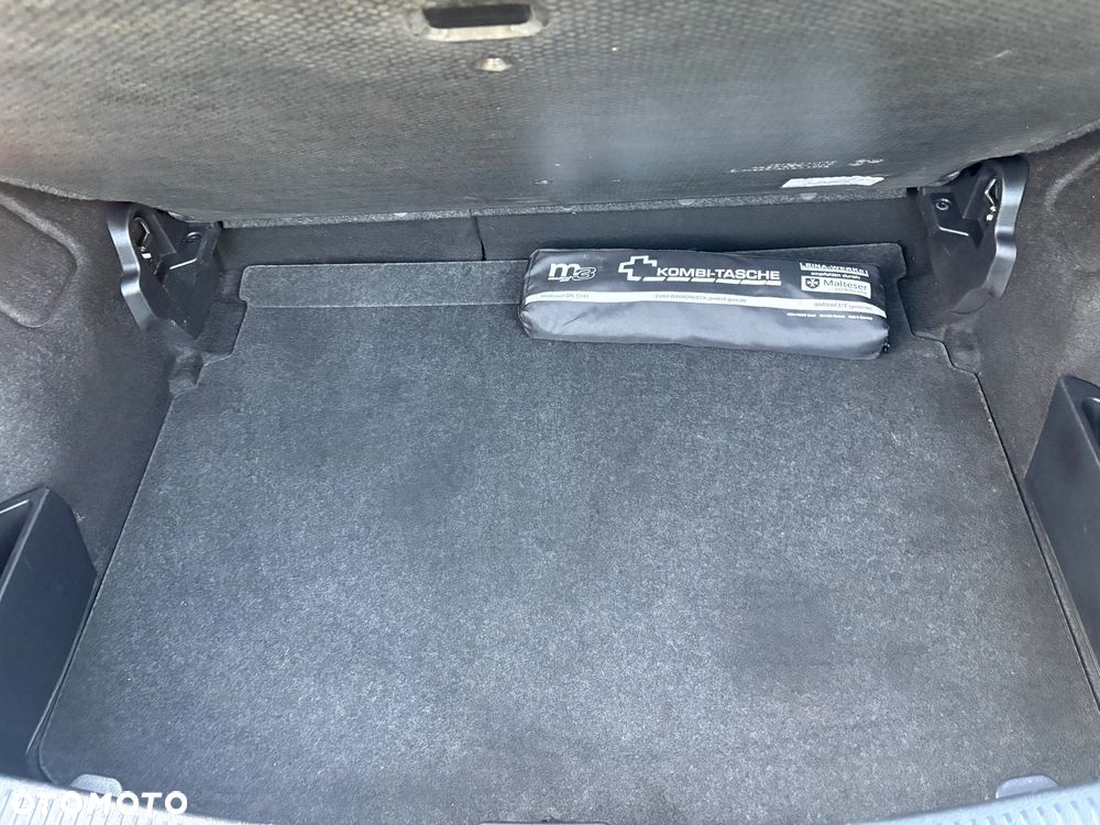 Toyota Auris 1.2 T GPF Premium - 26
