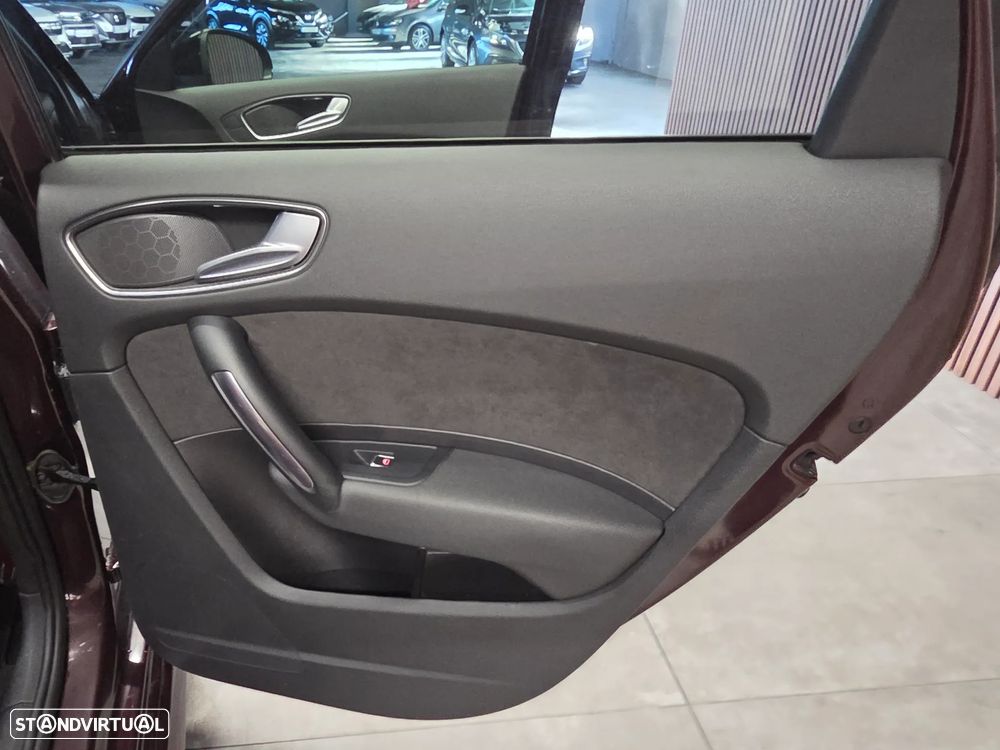 Audi A1 Sportback 1.6 TDI S-line - 9