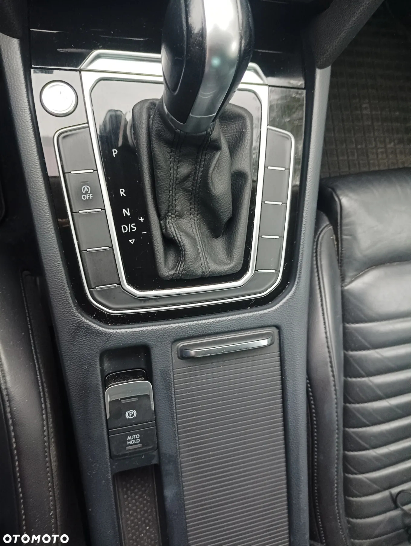 Volkswagen Passat - 8
