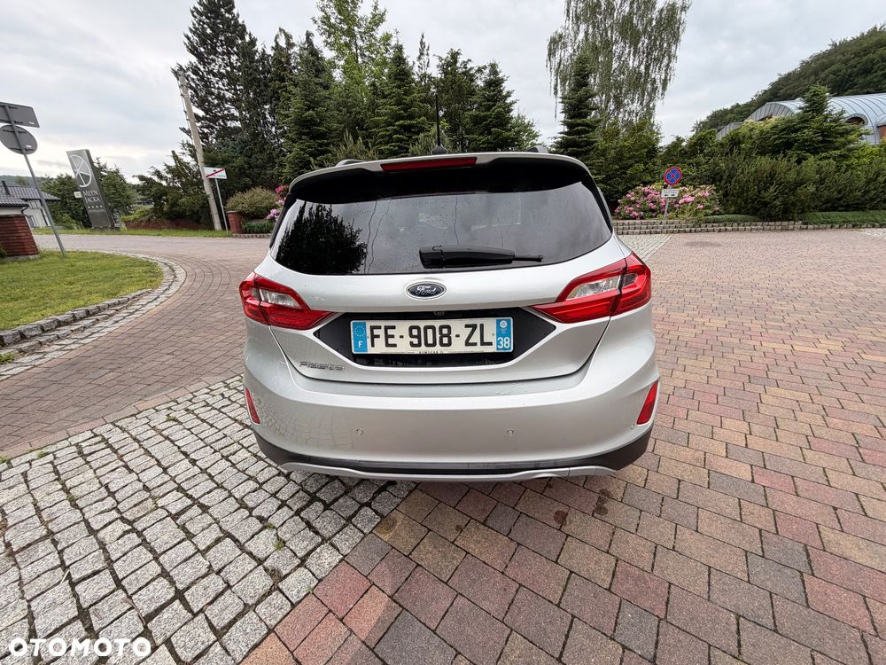 Ford Fiesta - 17