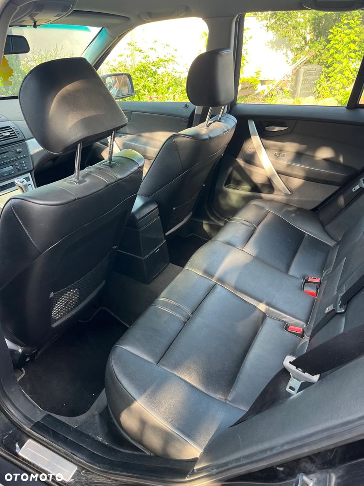 BMW X3 3.0d - 8