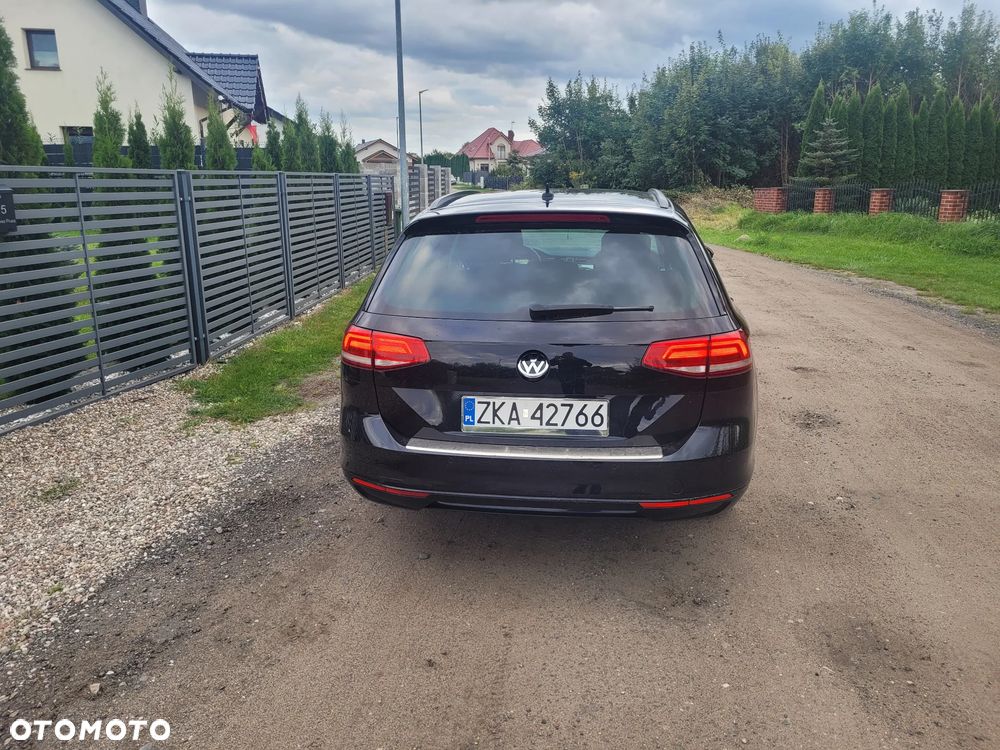 Volkswagen Passat - 22