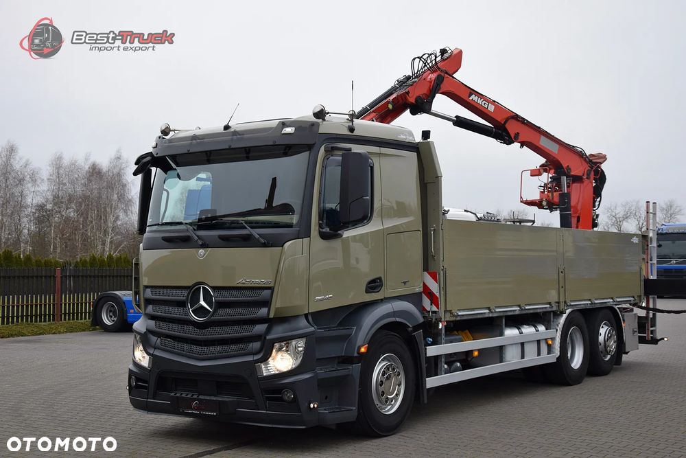 Mercedes-Benz ACTROS 2545 / 6X2 / SKRZYNIOWY 6,5 M / HDS MKG HLK 221 a2V  / STEROWANIE RADIOWE  PILOT / CAŁY NA PODUSZKACH  / OŚ SKRĘTNA / ROTATOR / CHWYTAK / - 4