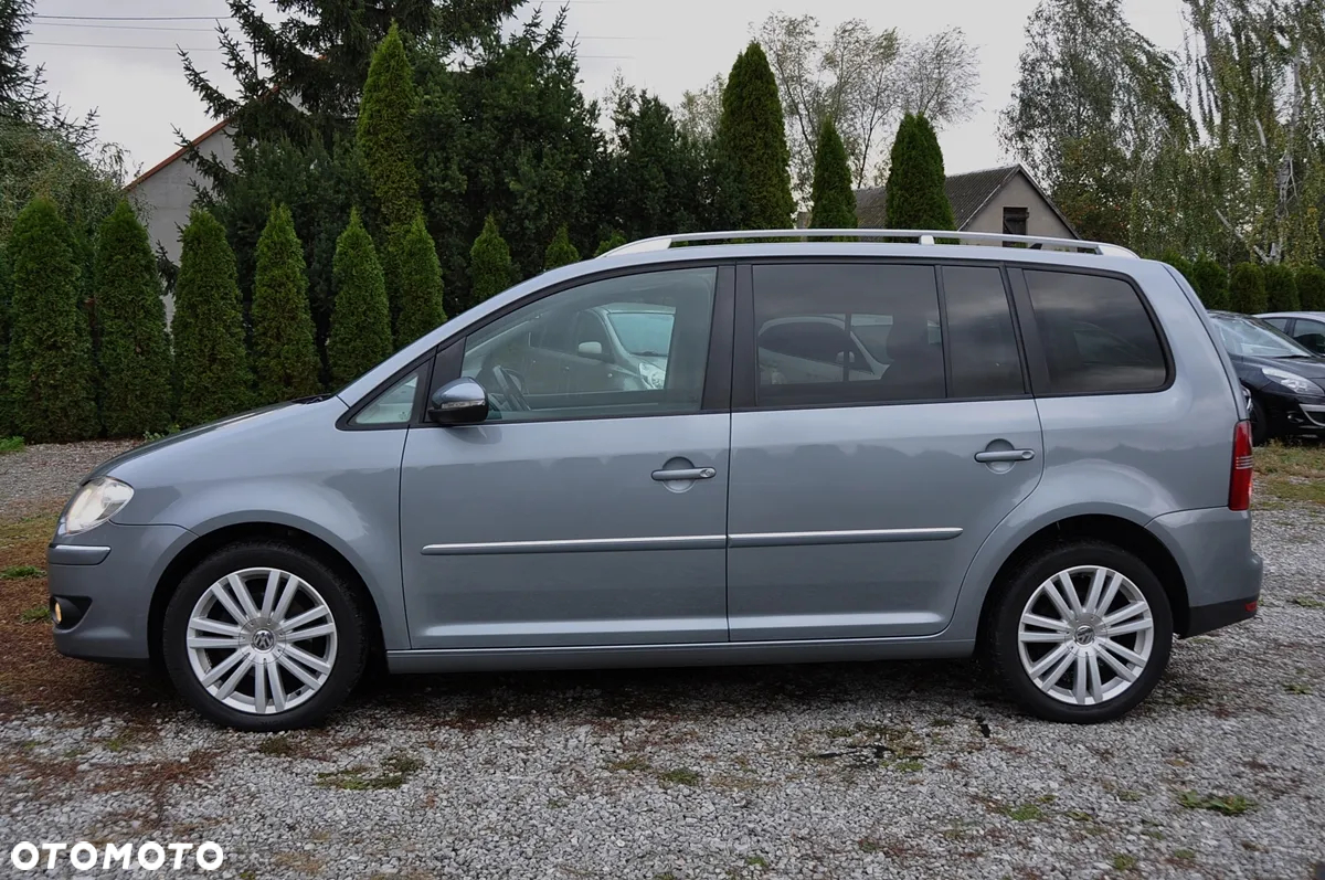 Volkswagen Touran 1.4 TSI Highline - 2