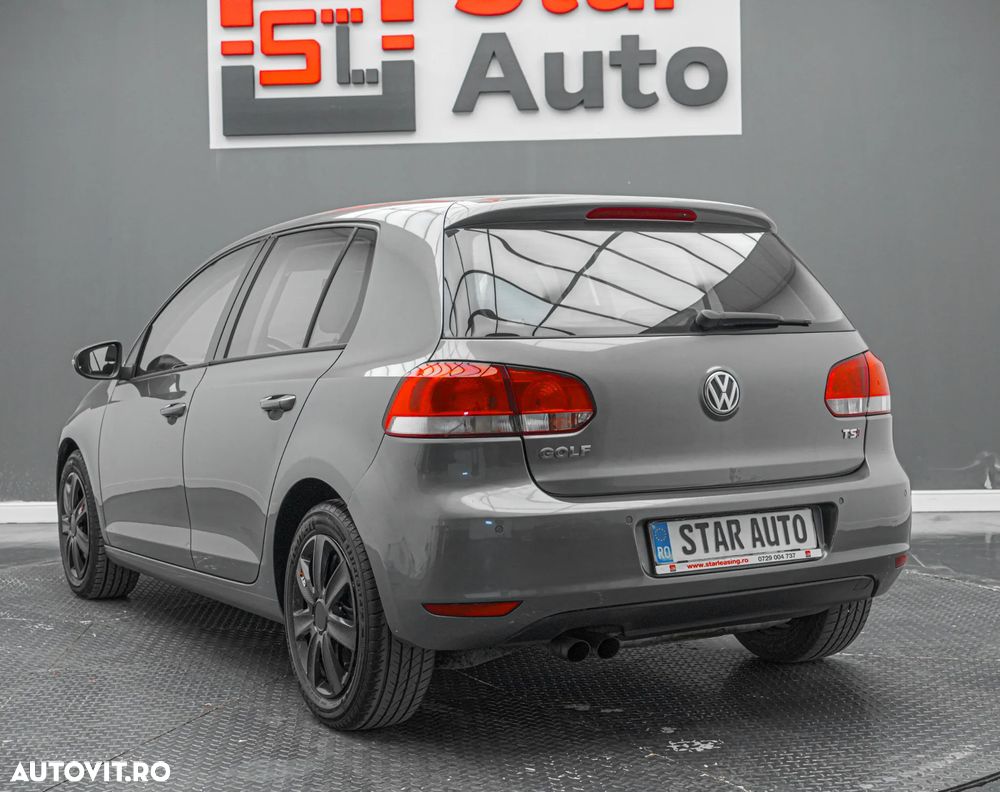 Volkswagen Golf 2010 photo 4
