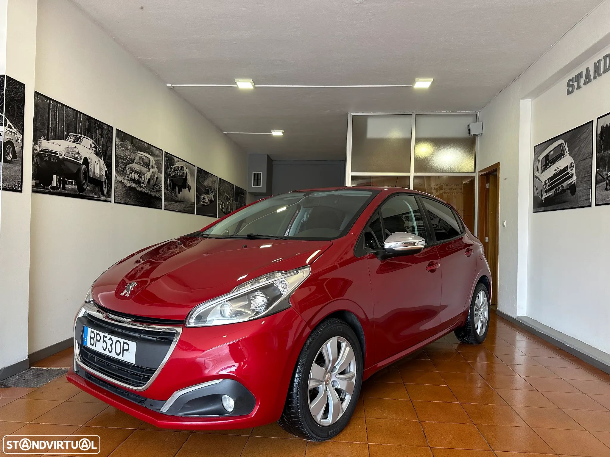 Peugeot 208 1.6 BlueHDi Style - 1