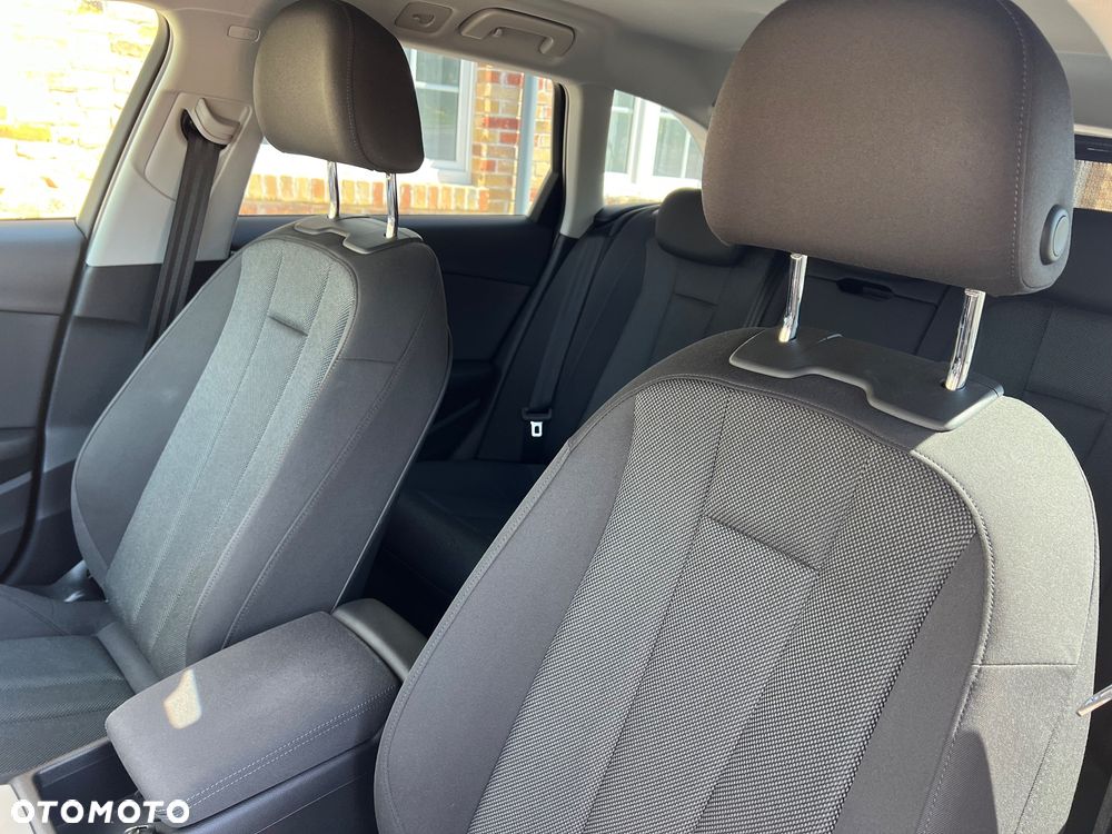 Audi A4 Avant 2.0 TDI - 16
