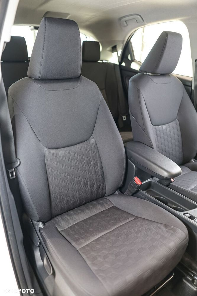 Toyota Yaris - 16