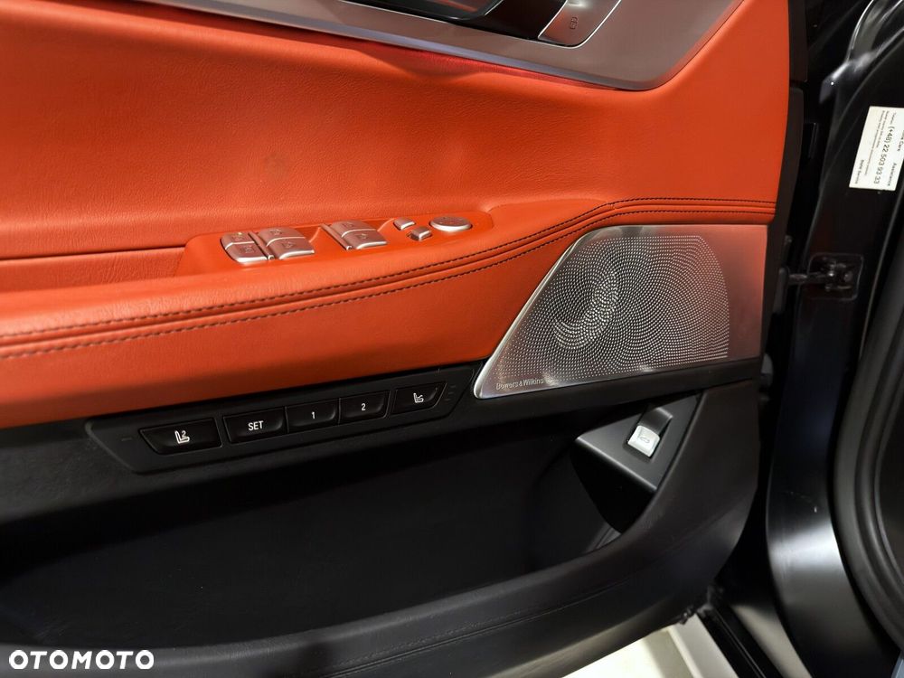 BMW Seria 7 - 25