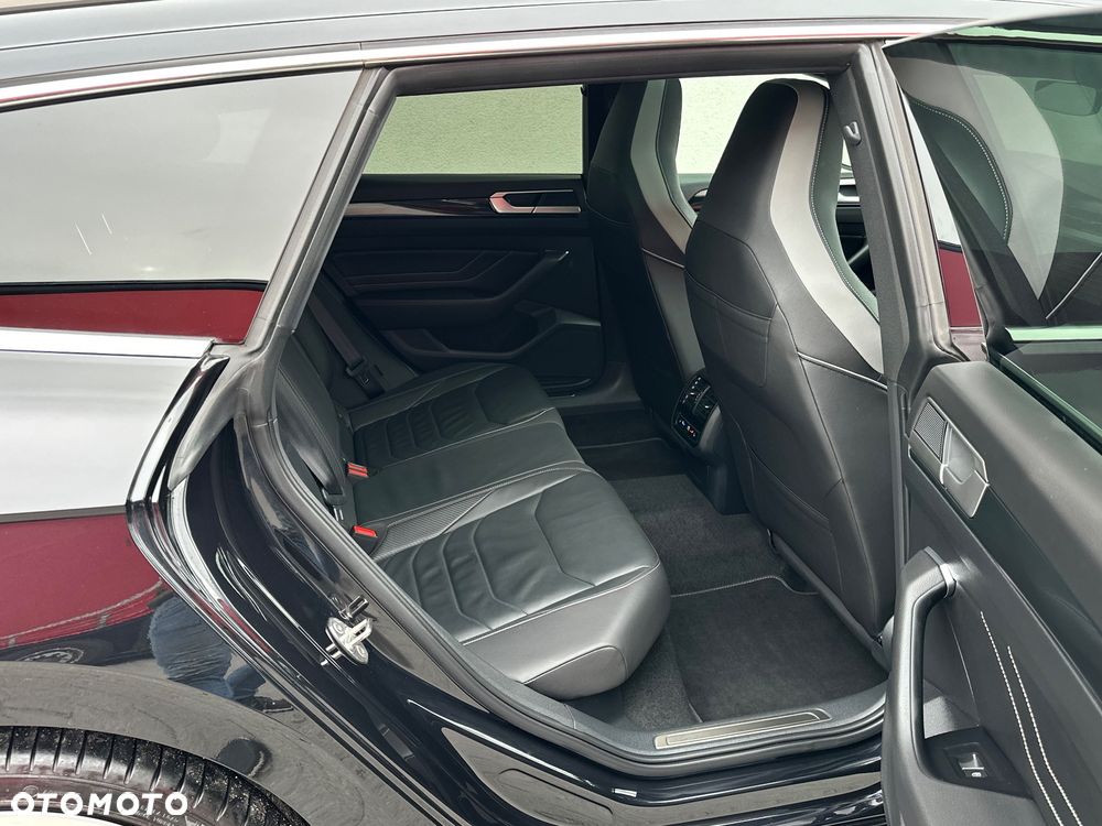 Volkswagen Arteon 2.0 TDI SCR 4Motion DSG R-Line - 28