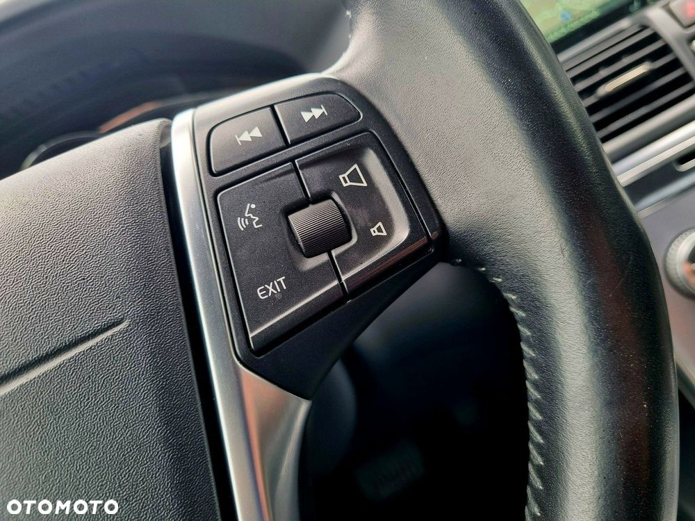 Volvo XC 60 D4 Geartronic Summum - 20