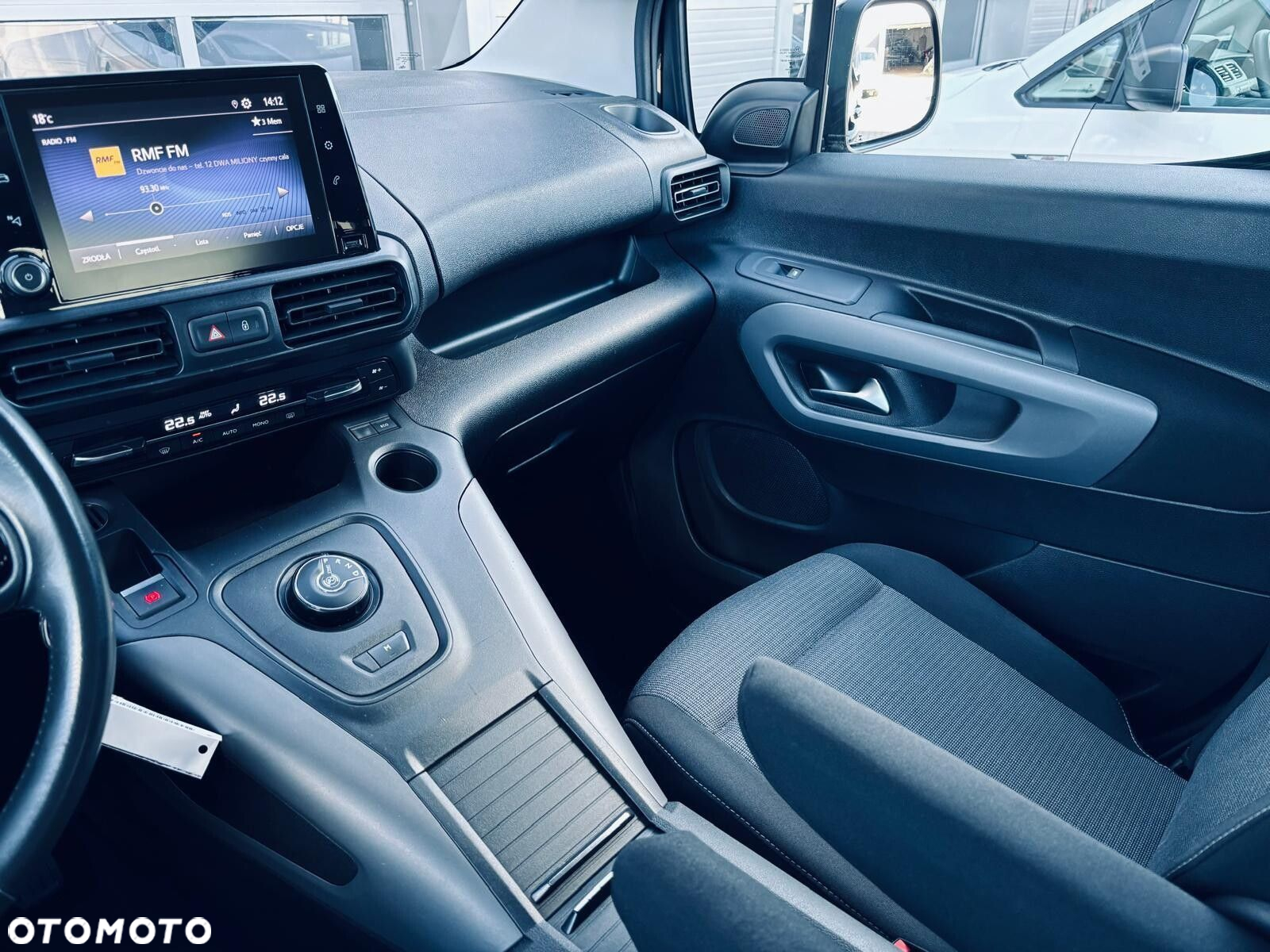 Toyota Proace City Verso 1.2 D-4T Family - 32