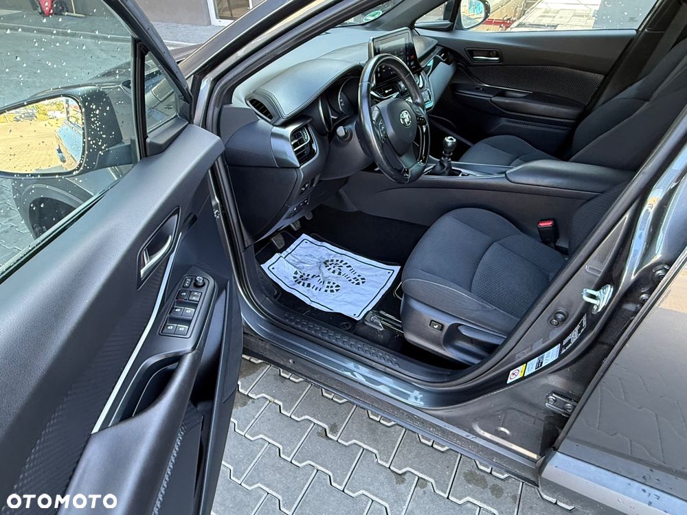 Toyota C-HR 1.2 T Prestige - 25