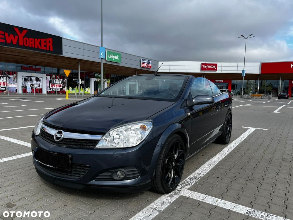 Opel Astra 2.0 T Cosmo - 6
