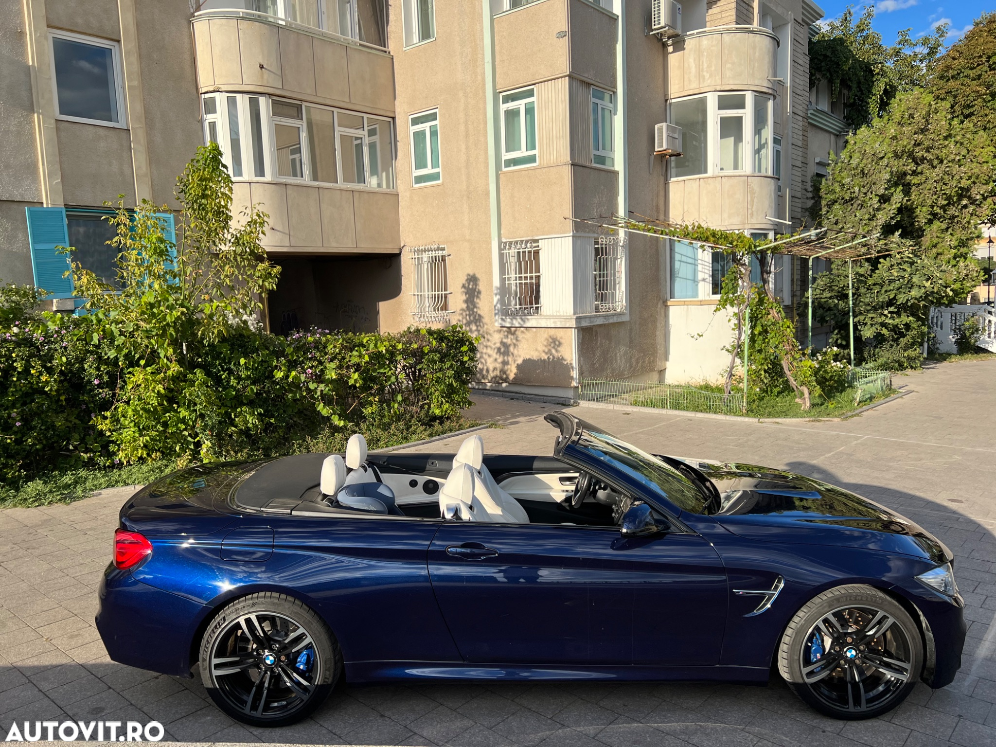 BMW M4 Cabrio DKG - 3