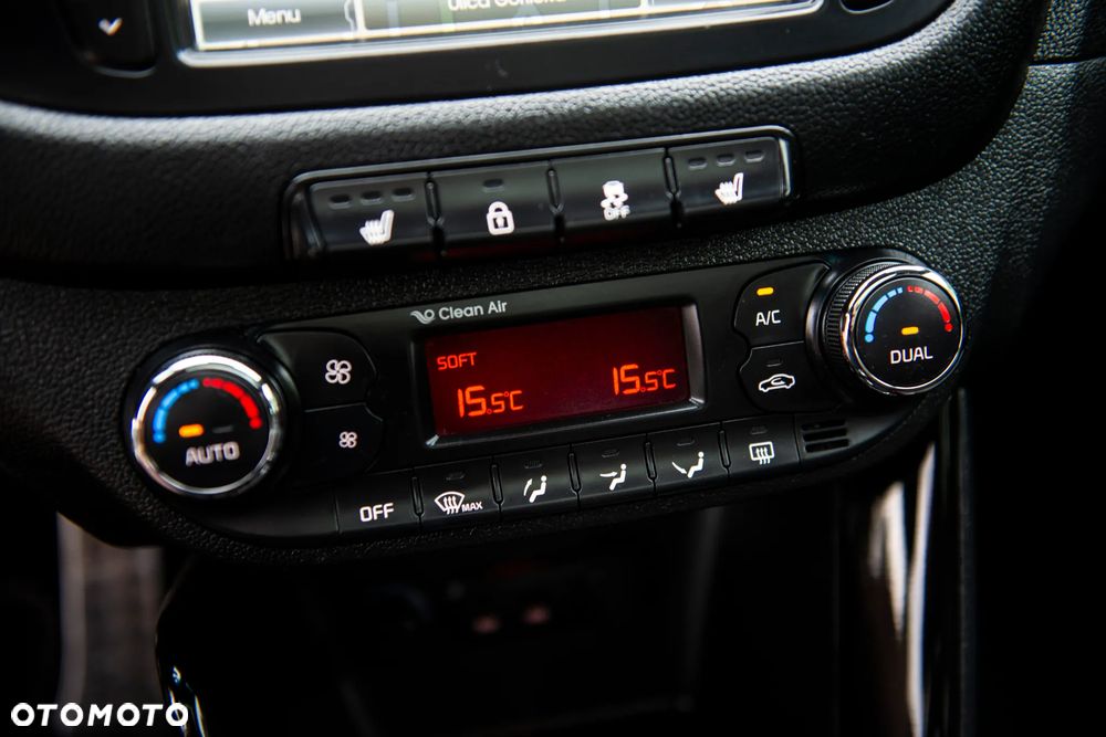 Kia Ceed 1.6 T-GDI GT - 27